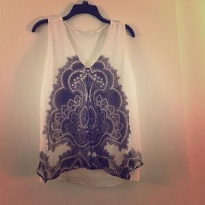 New York and company flowy tank!