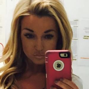 Meet your Posher, Jacqueline