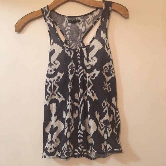 Patterned Tank