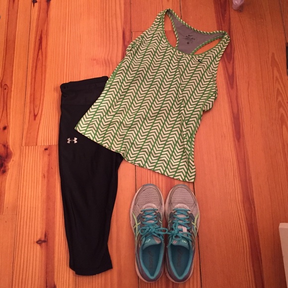 Nike Tank - Picture 2 of 3