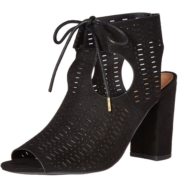 Cut Out Peep Toe Heels - Picture 4 of 7