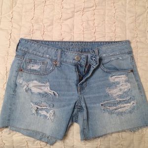 Light Destroyed Midi shorts
