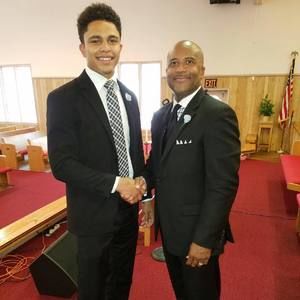 Meet your Posher, Alex