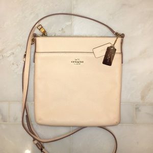 Coach North/South Swingpack Crossbody purse