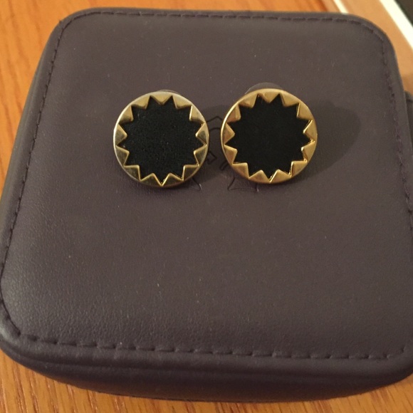 House of Harlow sunburst earrings!