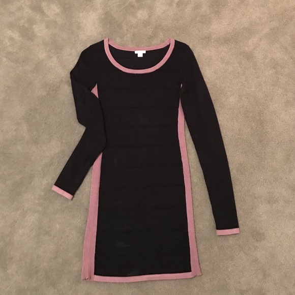 Long-sleeve sweater dress - Picture 1 of 1