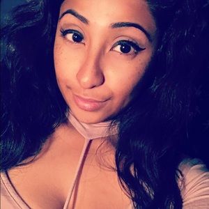 Meet your Posher, Mayra