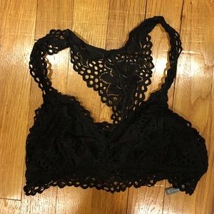 Pretty black lace bra-lette