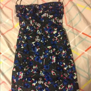 Rachel Roy Strapless dress with pockets!