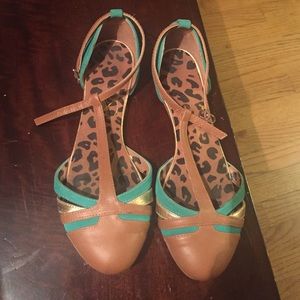 ECU! Jessica Simpson flats!