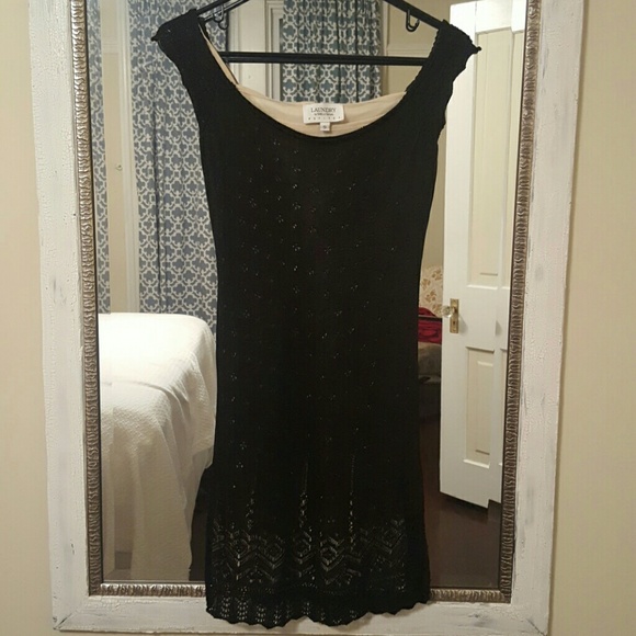 Black lace Laundry by Shelli Segal petite dress