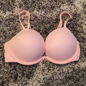 🌺 Victoria's Secret Push Up Bra 🌺