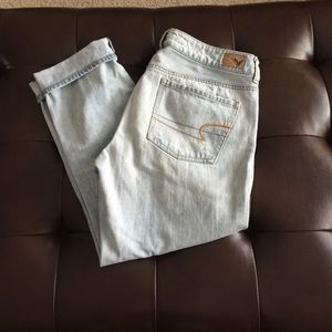 American eagle capris!