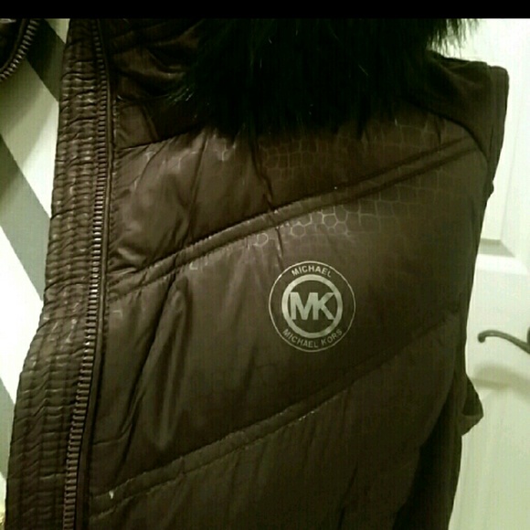 SALE!!!! Michael Kors hooded vest - Picture 3 of 7