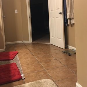 Meet your Posher, April