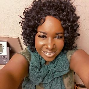 Meet your Posher, Tonya