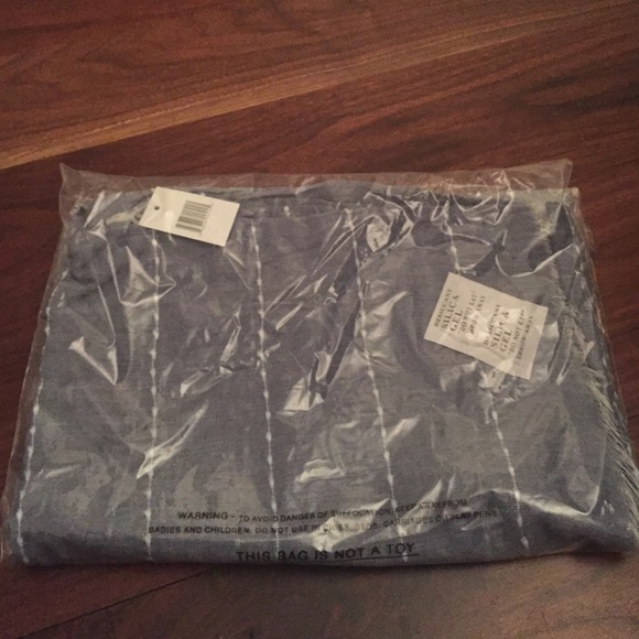 Bloomingdales Brand Scarf