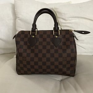 Louis Vuitton Speedy 25