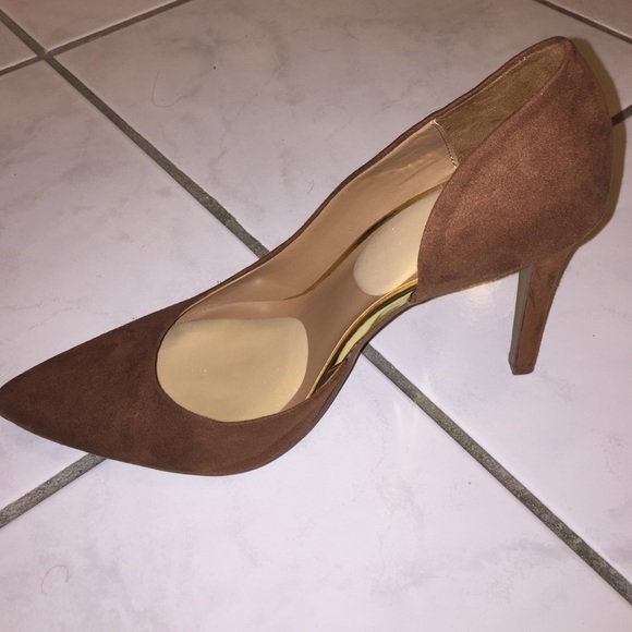 Heels 👠 - Picture 2 of 4