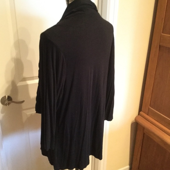 Scarf Top - Picture 3 of 4