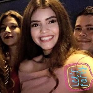 Meet your Posher, Esmeralda