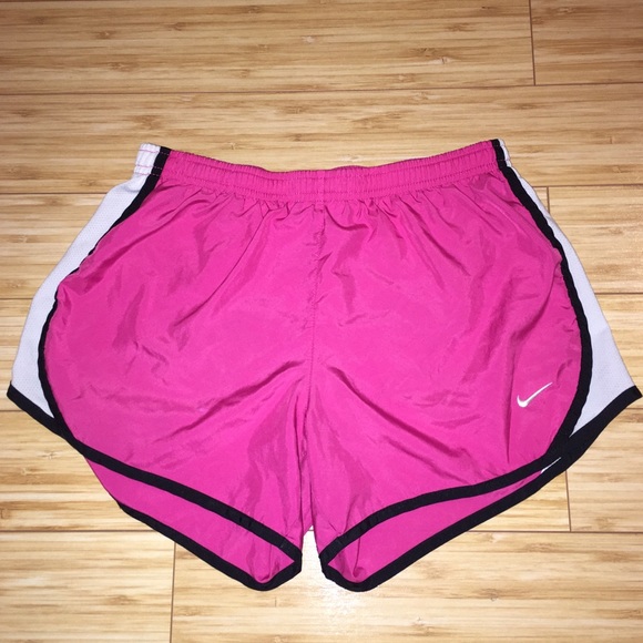 Nike Dry Tempo Short