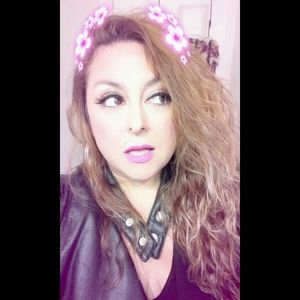 Meet your Posher, Mari