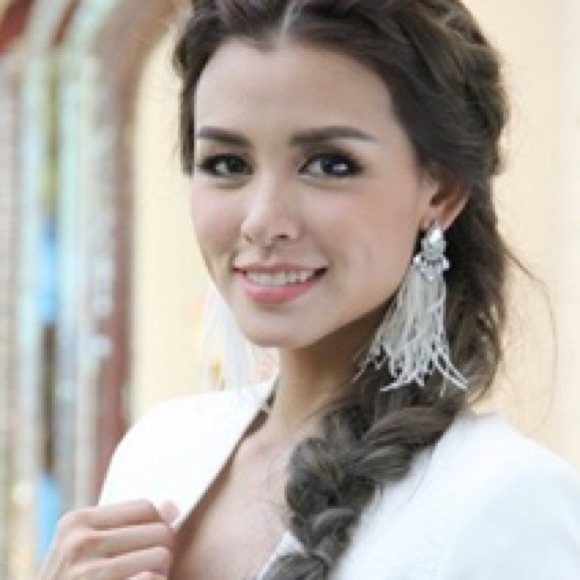 Beautiful fairy earrings---new-- - Picture 3 of 3