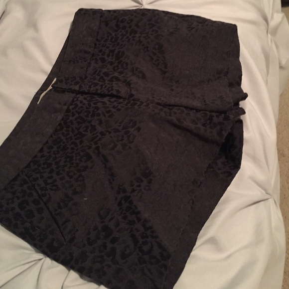 Black leopard print shorts