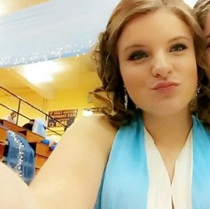 Meet your Posher, Mackenzee