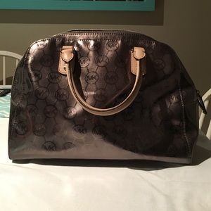 Michael Kors Metallic purse