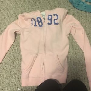 zip up sweatshirt