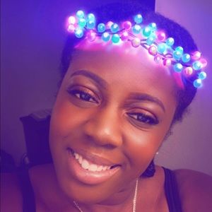 Meet your Posher, Christiana