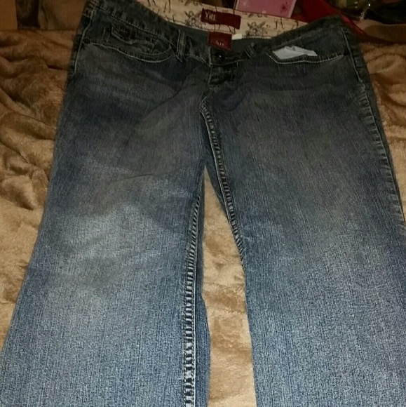 Y.M.I size 9 in Juniors