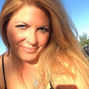 Meet your Posher, Paula