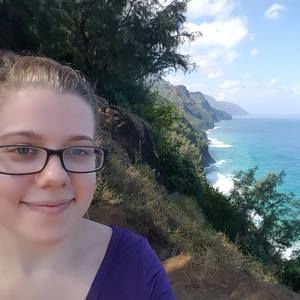 Meet your Posher, Becca