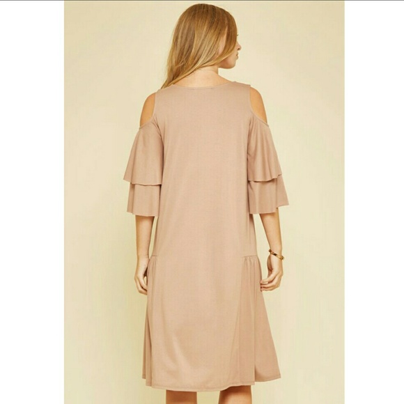 Cold Shoulder Midi Dress with Ruffled Shoulders - Picture 3 of 4