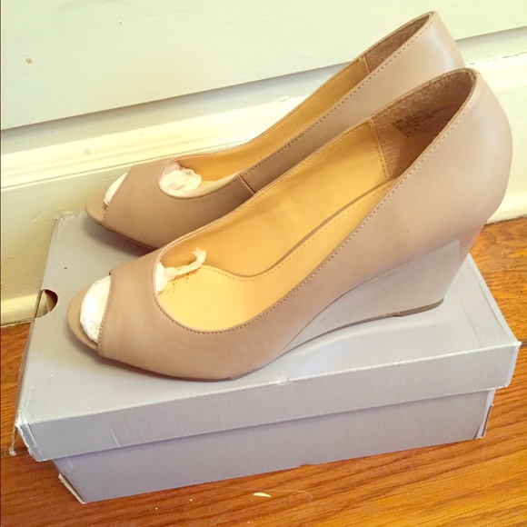 Liz Claiborne Peep Toe Wedge Pump