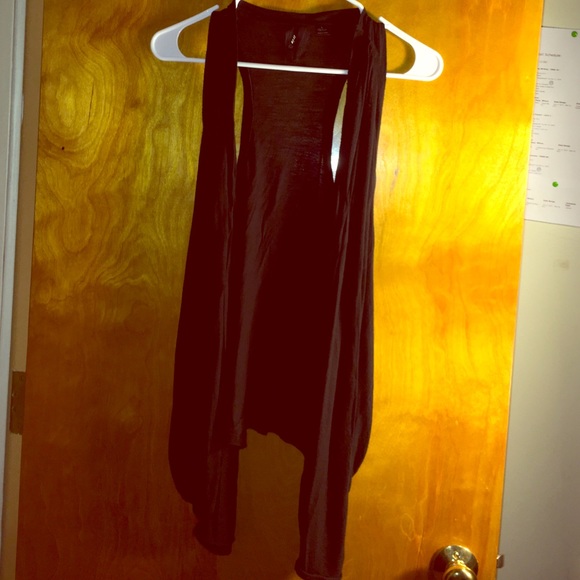 BLACK NICE VEST!