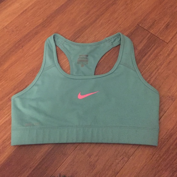 Nike Pro Dri-Fit sports bra