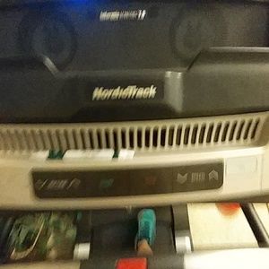 Meet your Posher, Vicki