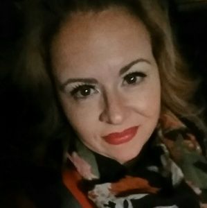 Meet your Posher, Beth