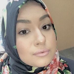 Meet your Posher, Yasmine