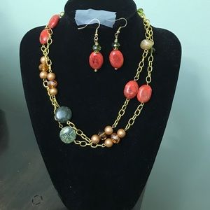 Necklace and earring set