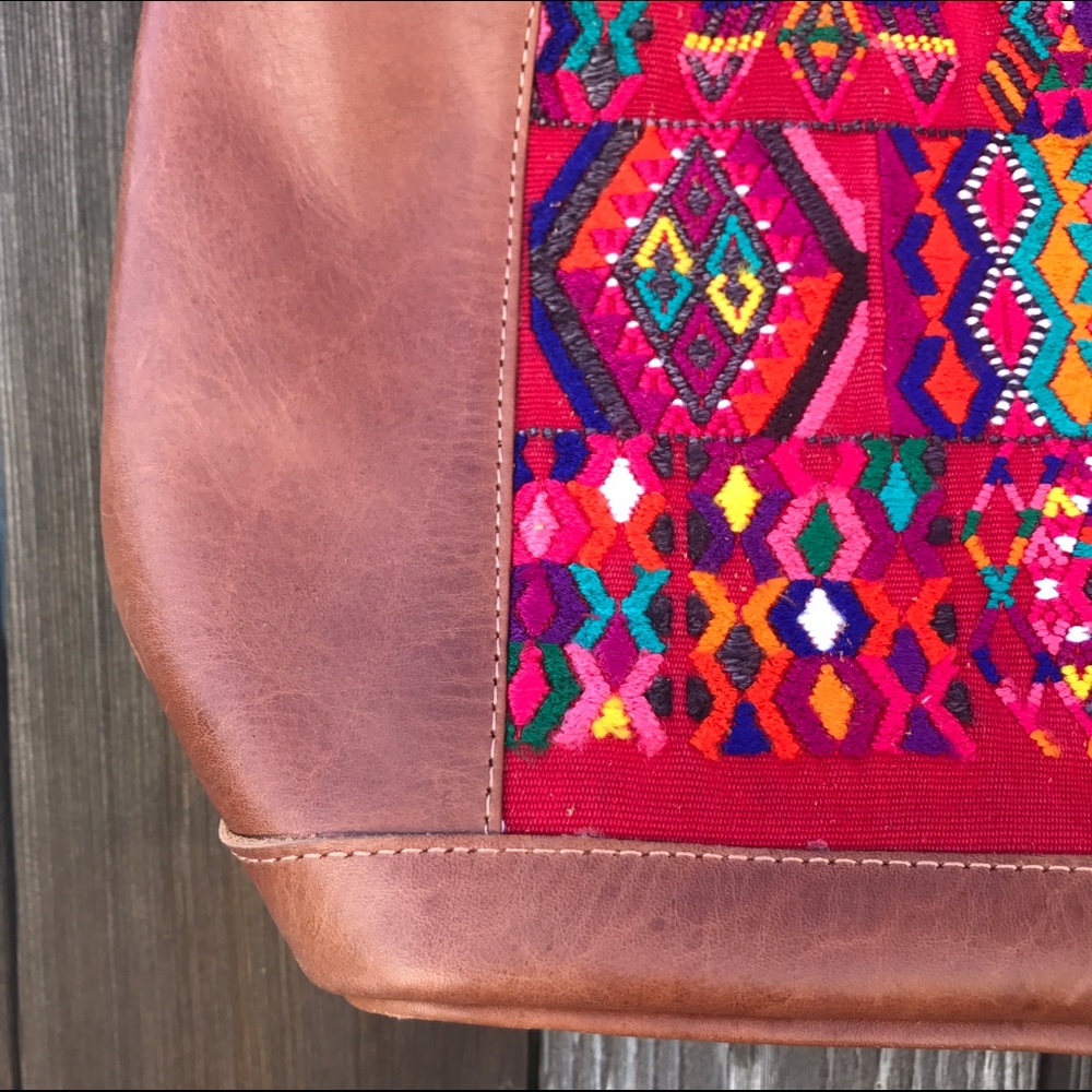 **SOLD** Tan Leather Gypsy Day Bag NWOT - Picture 4 of 8