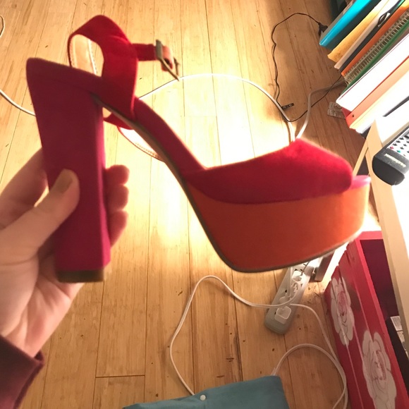 Multicolored heels - Picture 2 of 3