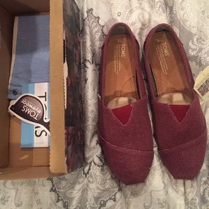 Tom's Burgundy Classic Shoe - Woman's 10