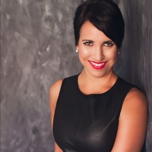 Meet your Posher, Renee