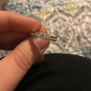 Promise ring pre-owned