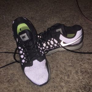 Size 9.5 Nike running shoes